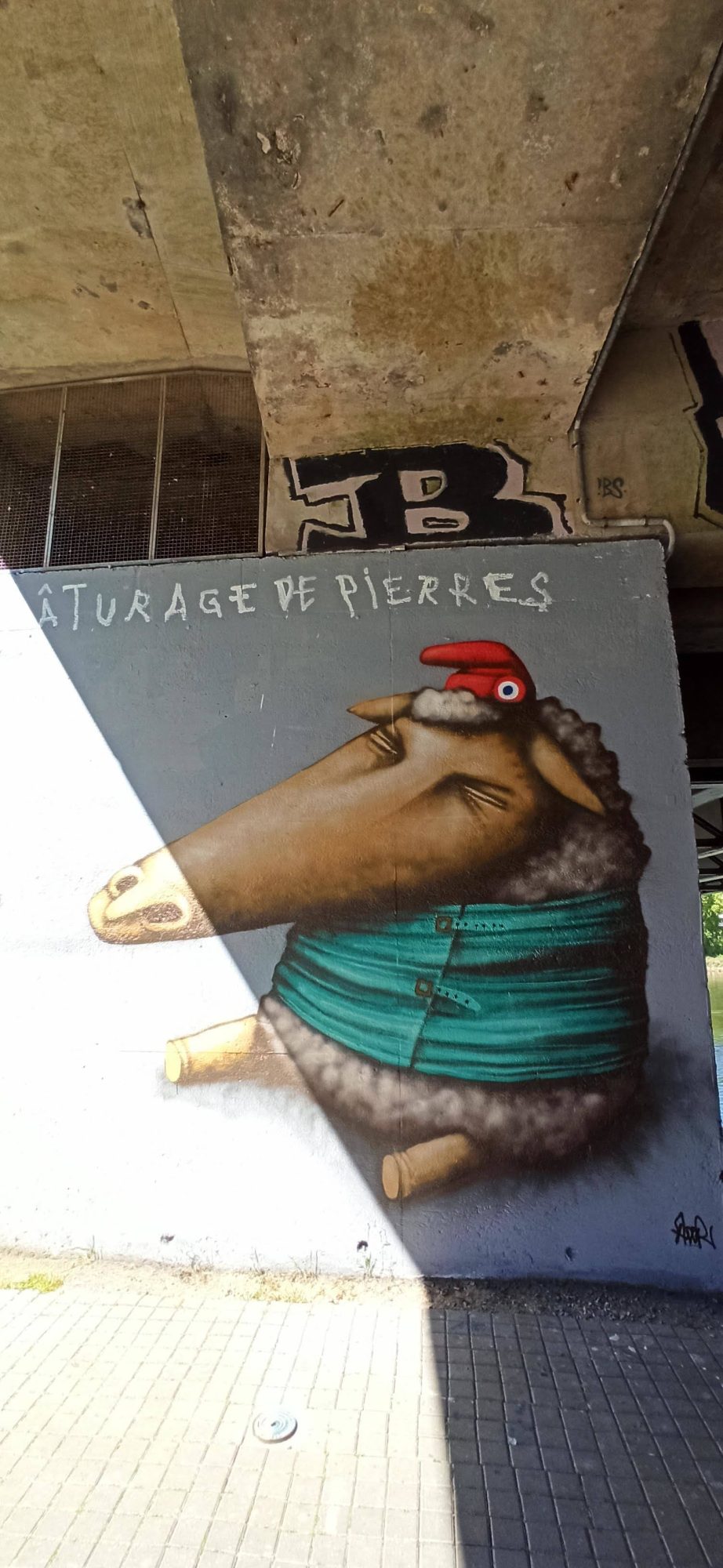 Pâturage de pierres - mouton par Ador — Street art de Ador à Nantes