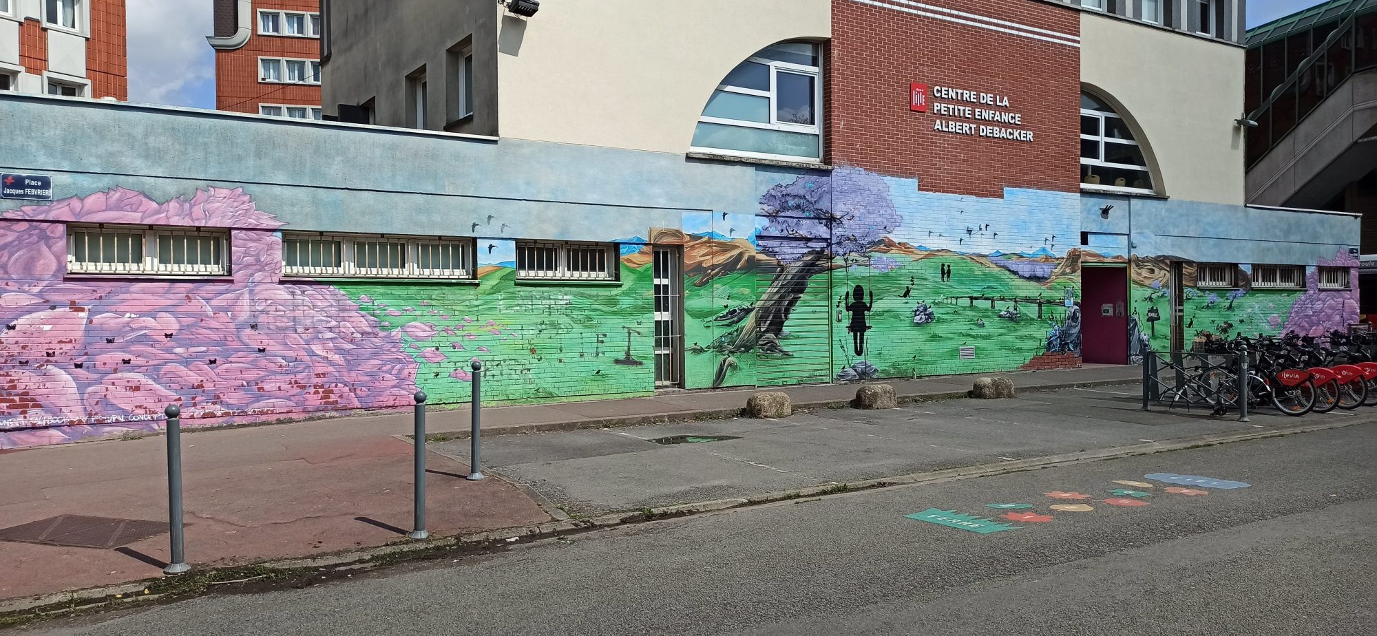 Le paysage du centre de la petite enfance — Street art à Lille