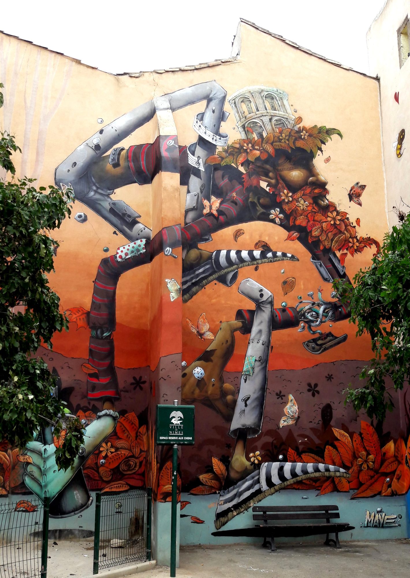 MAYE — Street art by Mayé in Nîmes