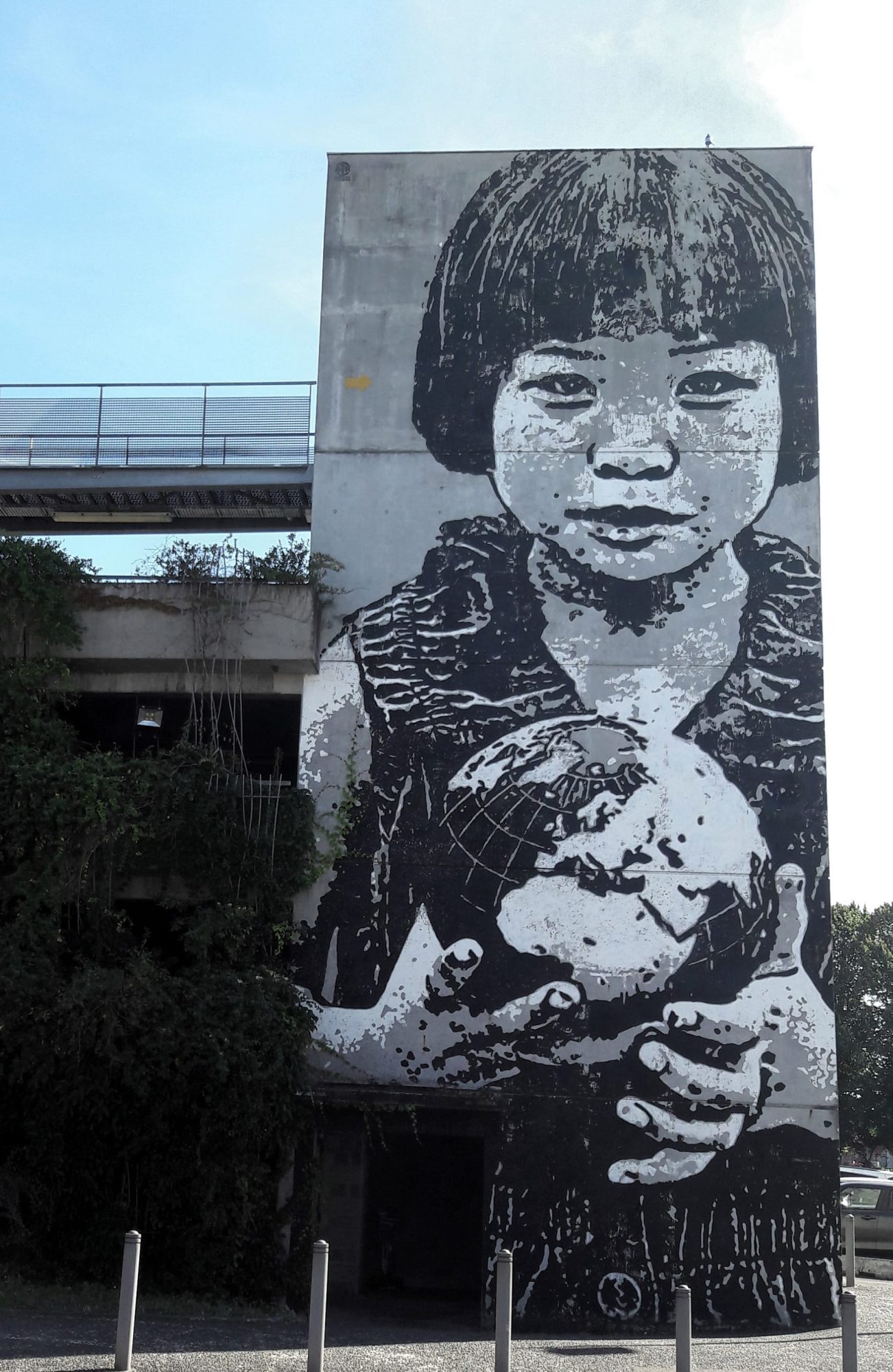 Enfant - Jef Aérosol — Street art de Jef Aérosol à Bordeaux