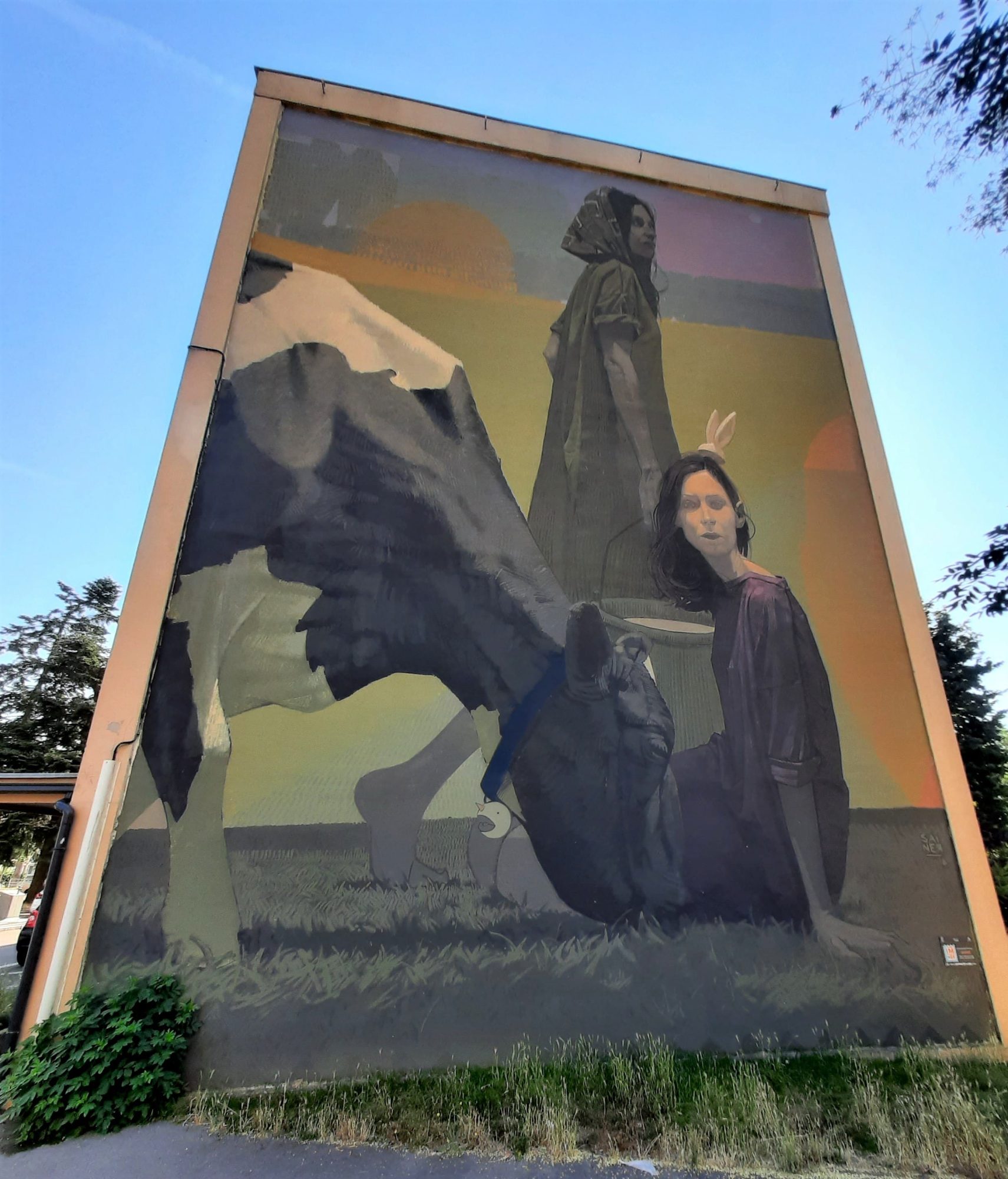 Femme et créature dramatique — Street art de Sainer à Rouen