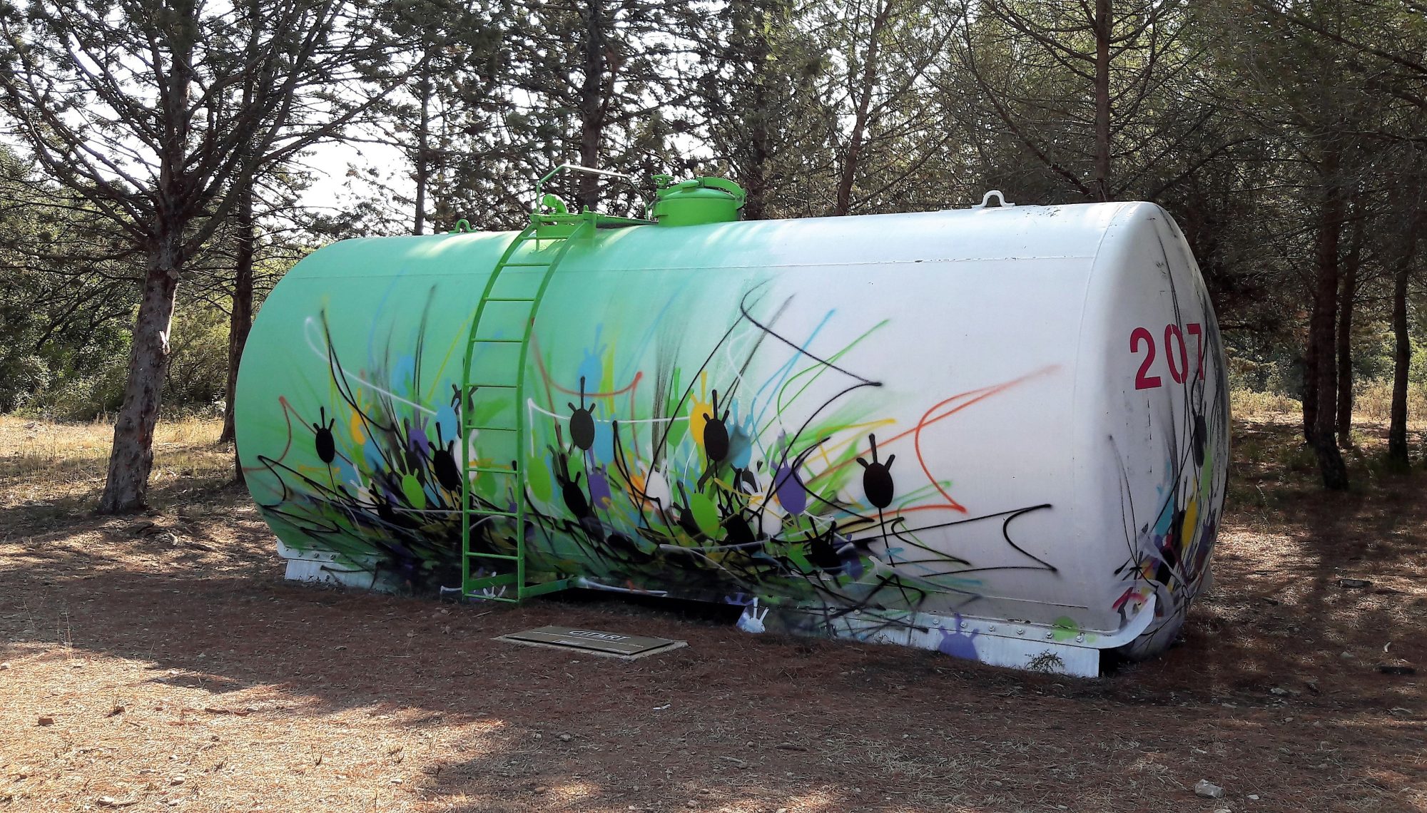 Vania's Abstract Vegetation — Street art by Vania in Fabrègues