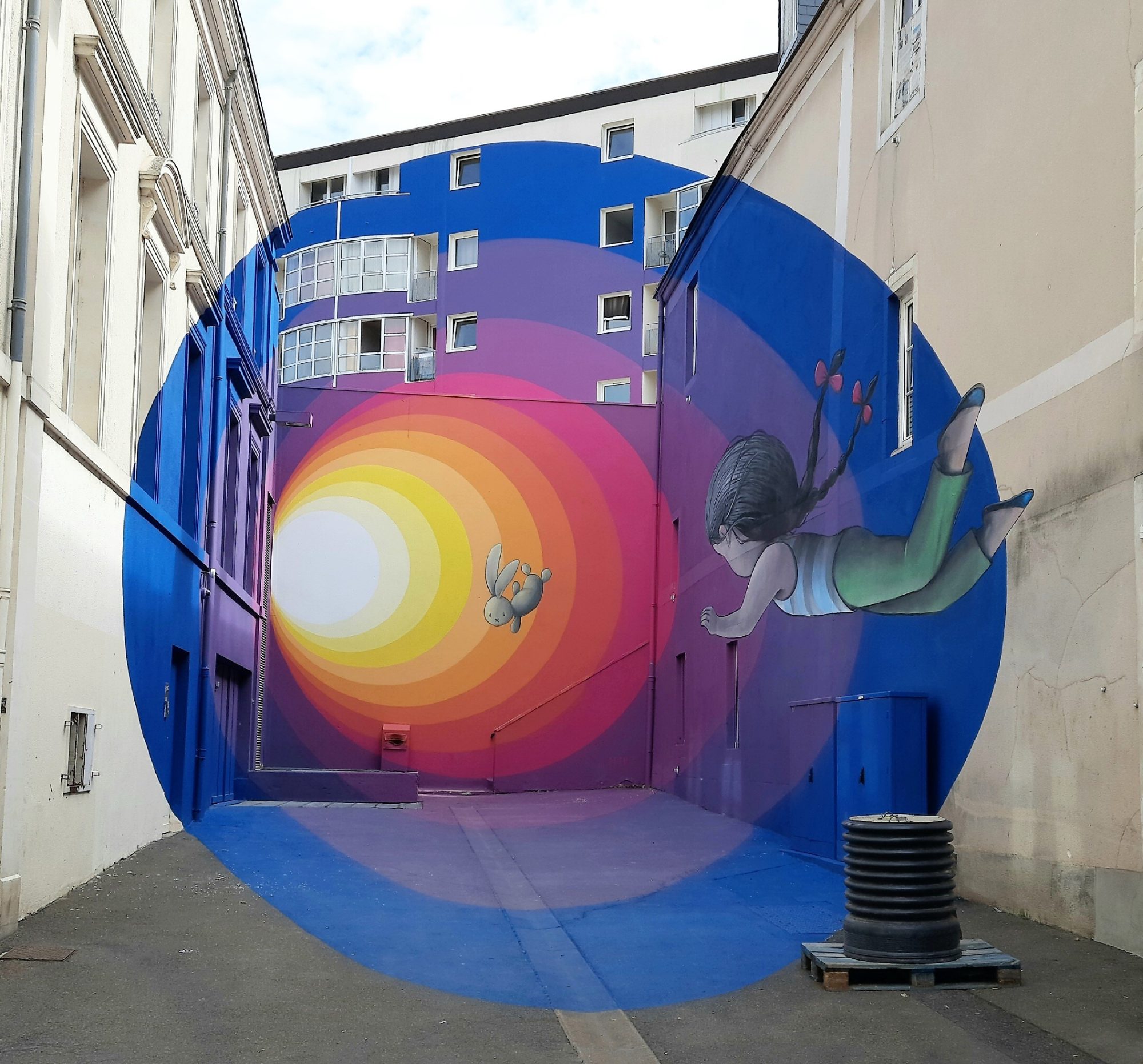Seth's Children in Free Fall into the Spiral — Street art by Seth in Le Mans
