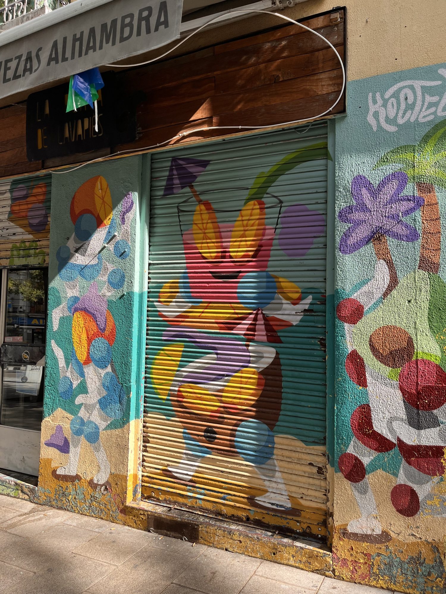 Abstract Surrealist Mural in Madrid — Street art in Madrid