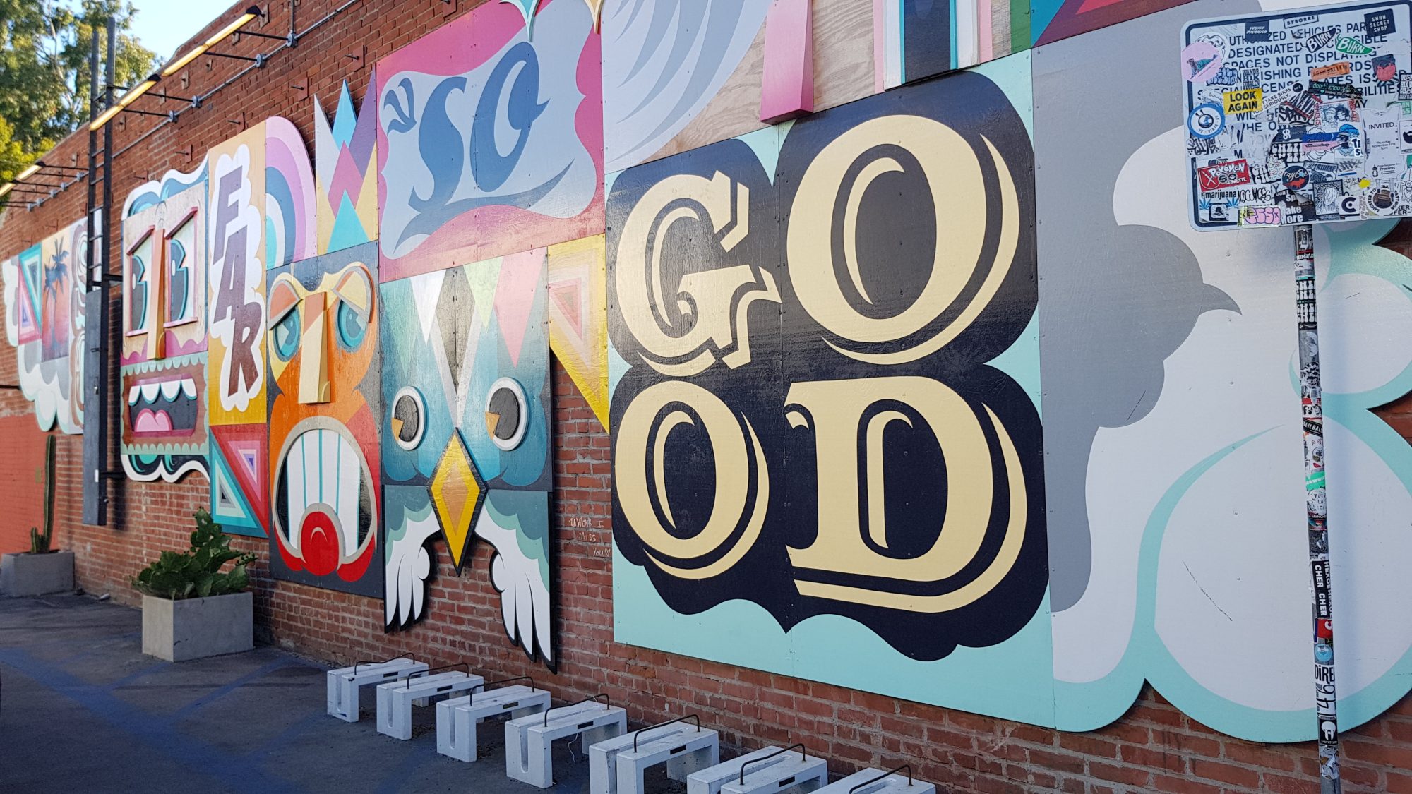 Colorful Mural on Abbot Kinney in Venice — Street art in Los Angeles