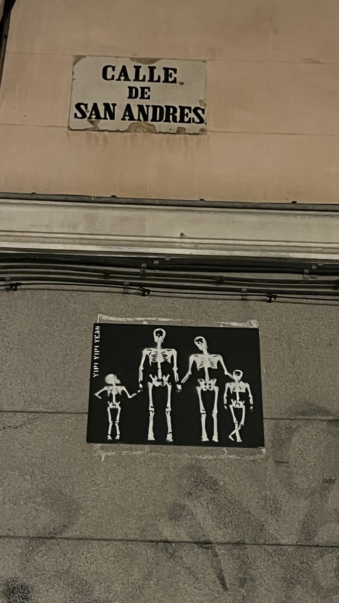 Skeleton Family by Yipi Yipi Yeah — Street art in Madrid