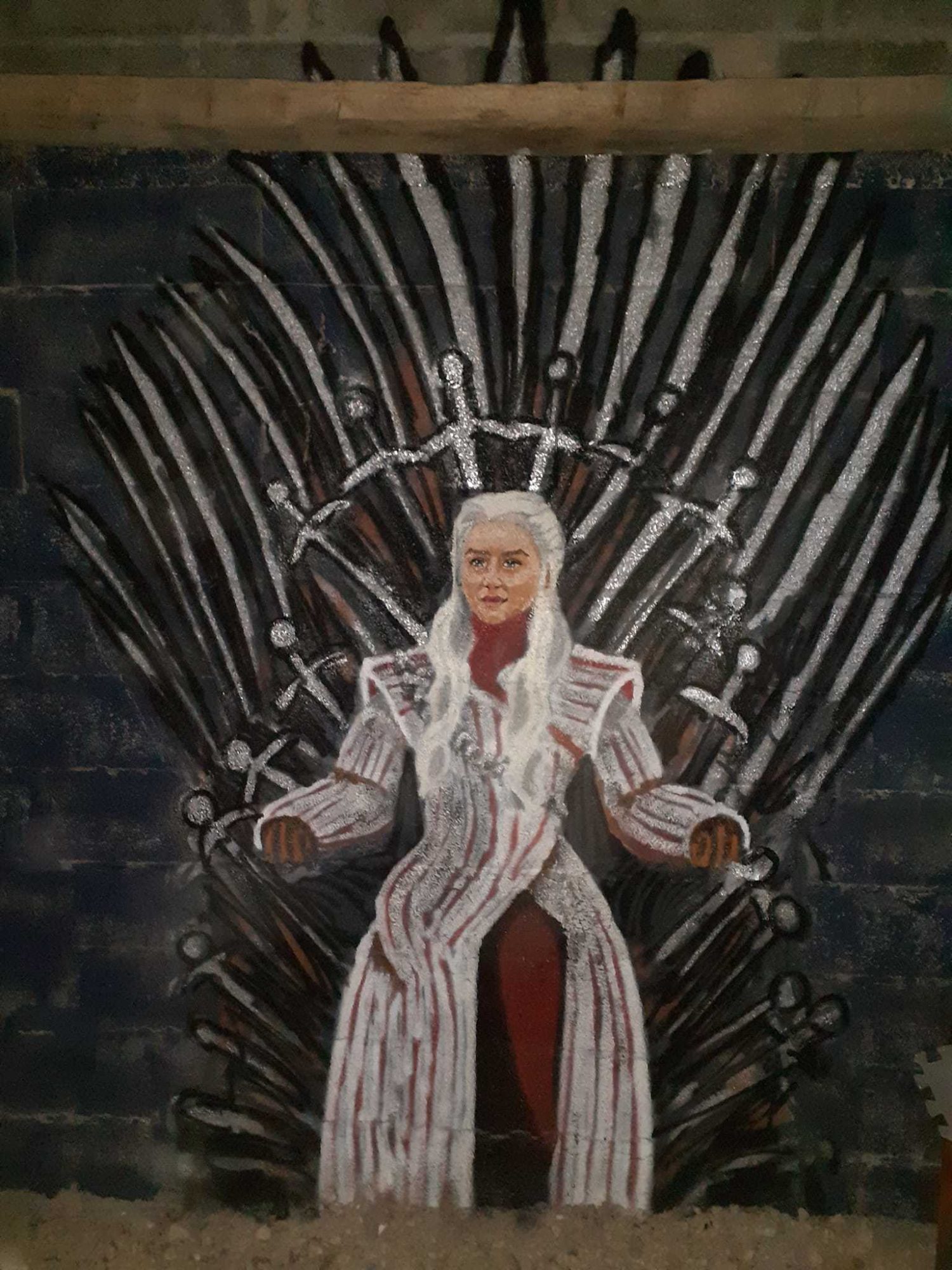 Daenerys on the Iron Throne, Winter Version — Street art by Alérion in Rosières-aux-Salines