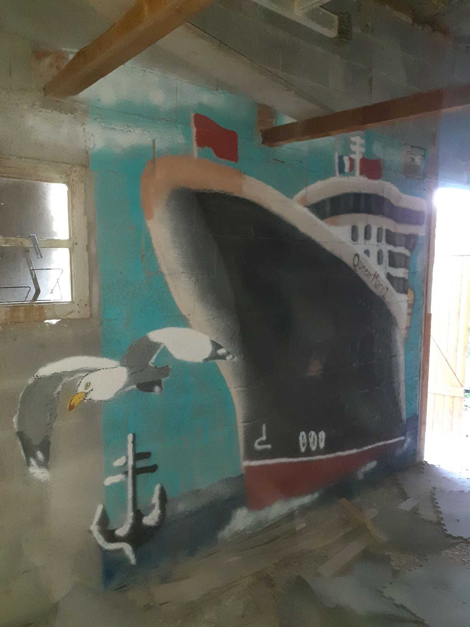 Queen Mary II, Ocean Liner at Sea — Street art by Alérion in Rosières-aux-Salines