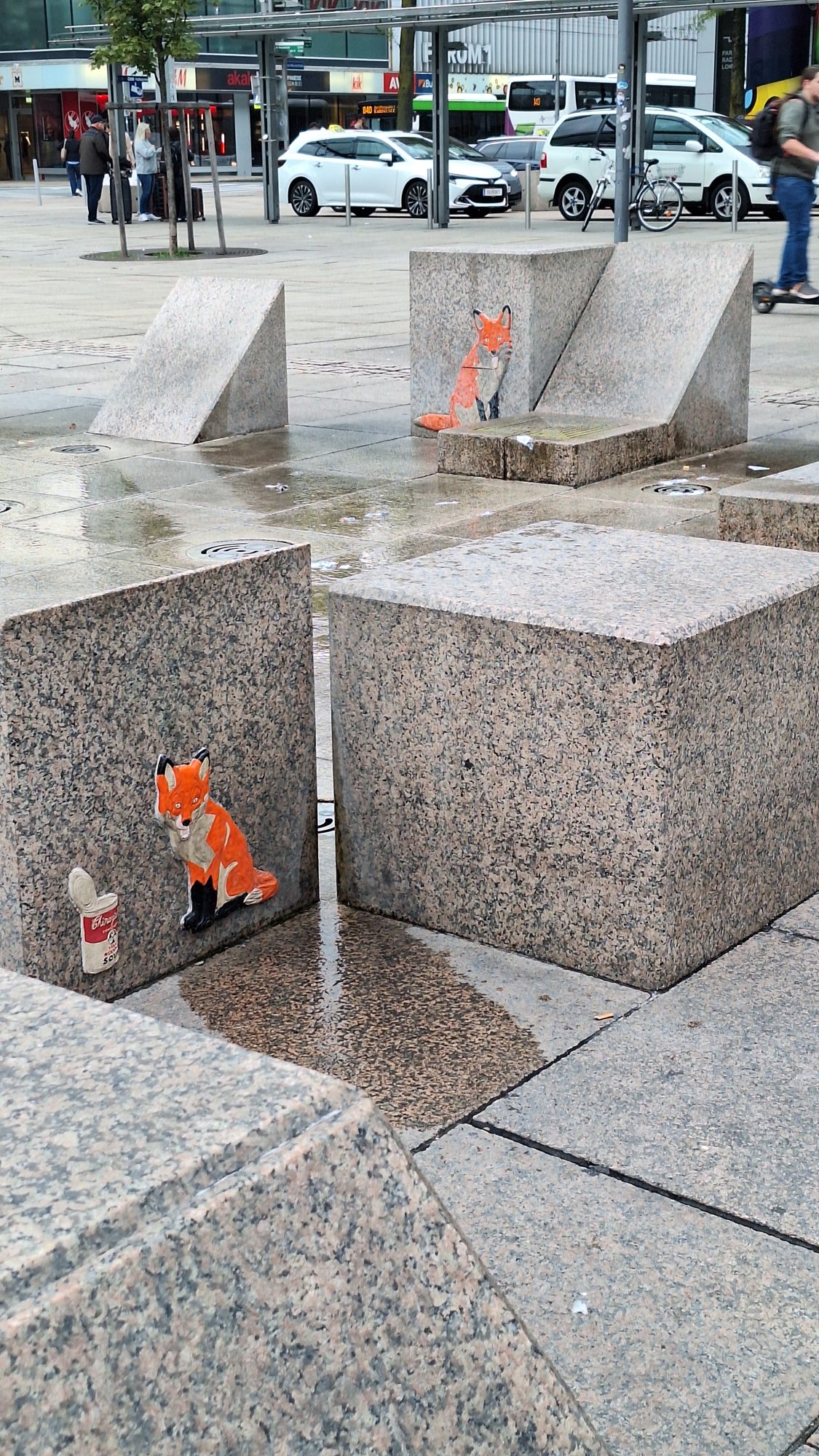 Orange Paper Foxes in Salzburg — Street art in Salzburg