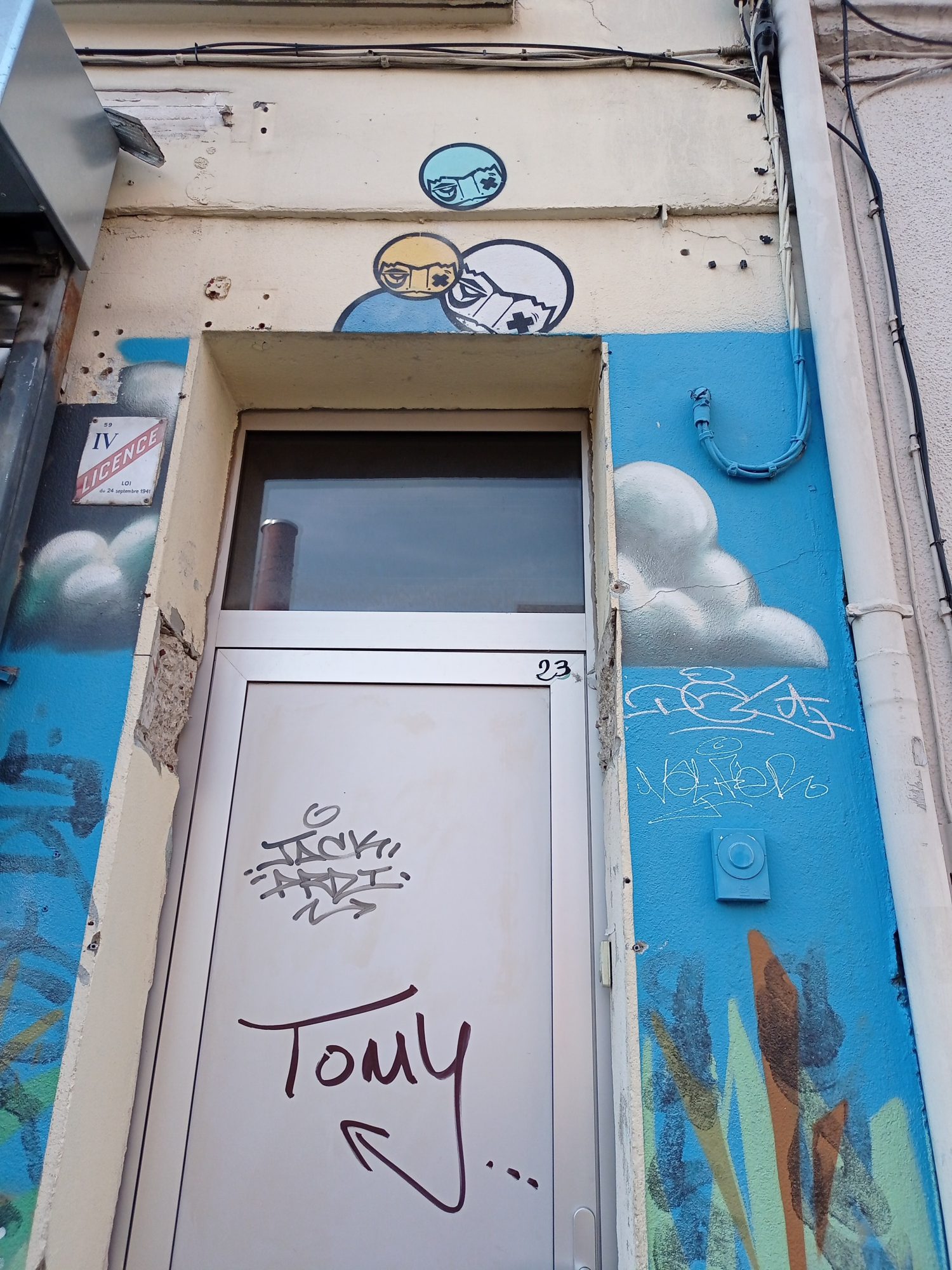 Duo de personnages ronds, Lille — Street art à Lille