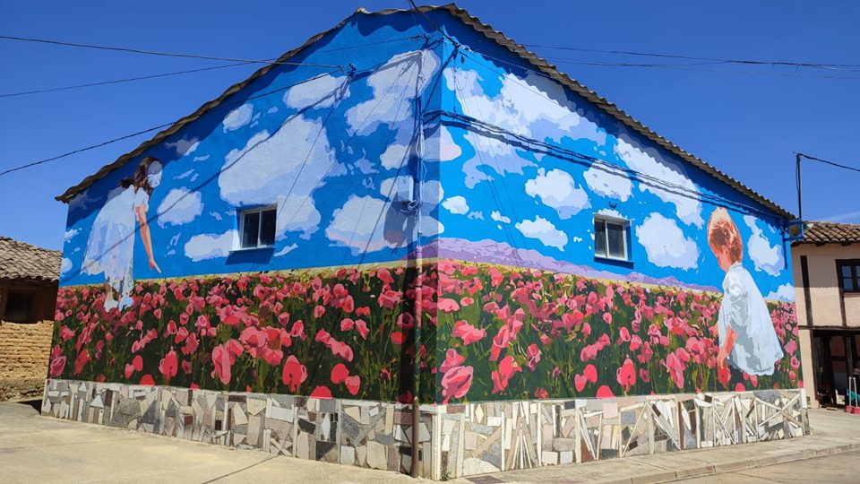 AÑORANZA DE UN FUTURO AMENAZADO — Street art in Polvorosa de Valdavia