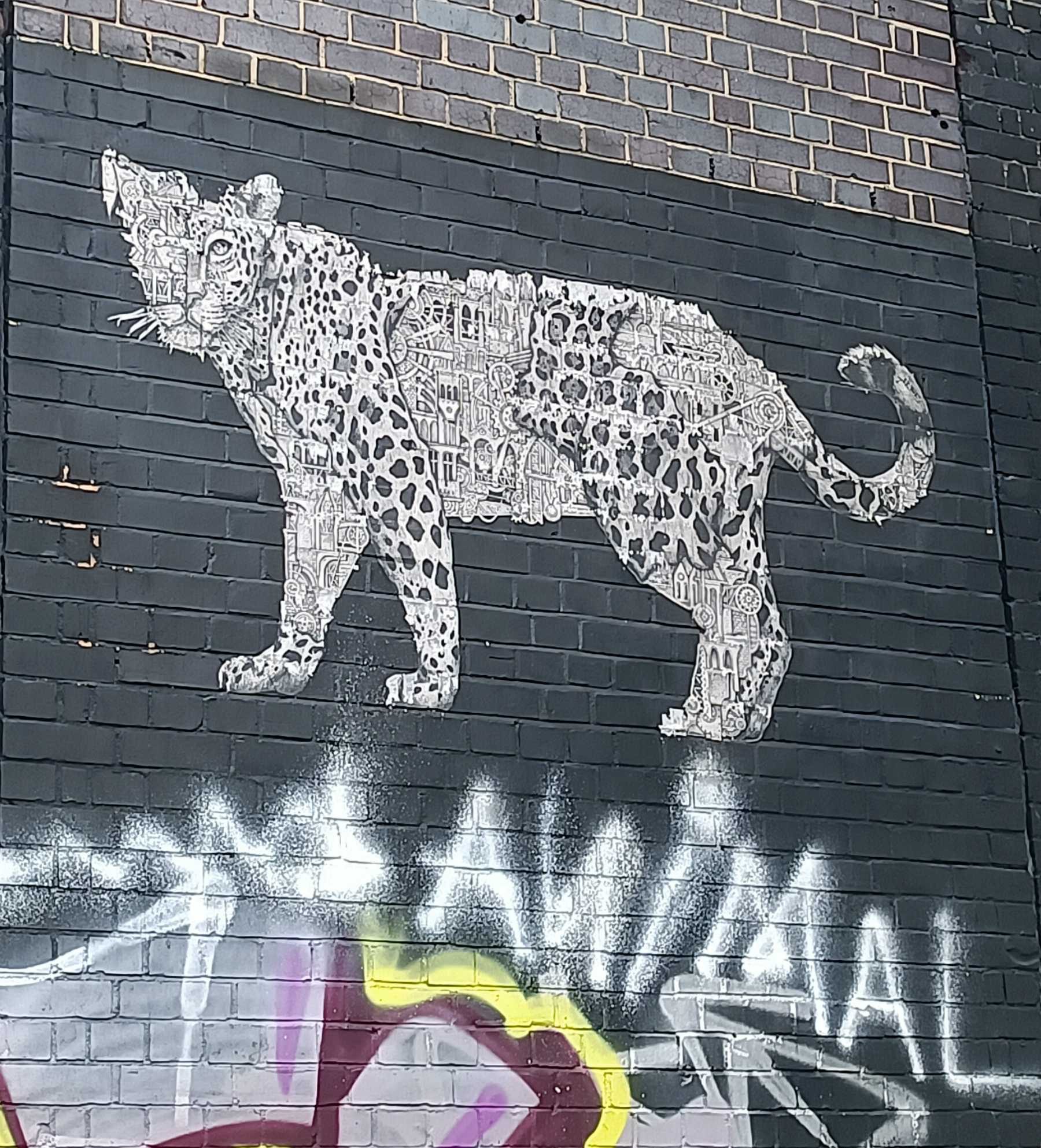 Architecture leopard — Street art by Ardif in London
