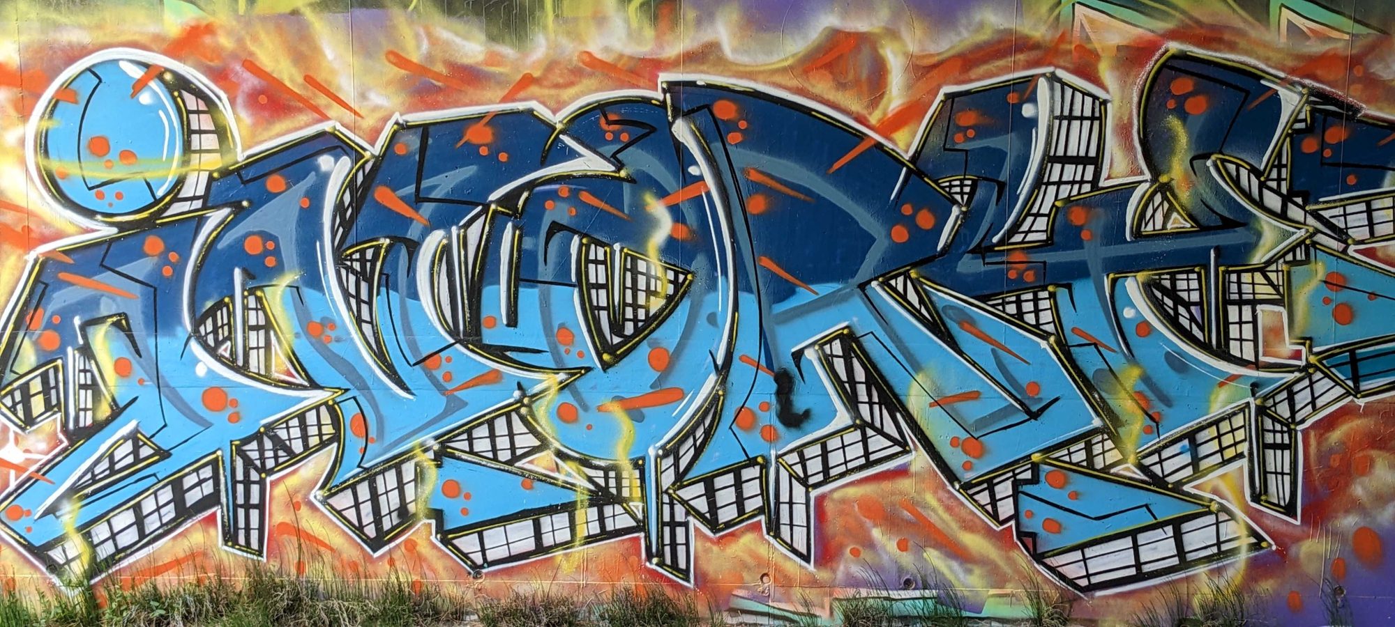 Architecture Wildstyle Flames — Street art in Soyons