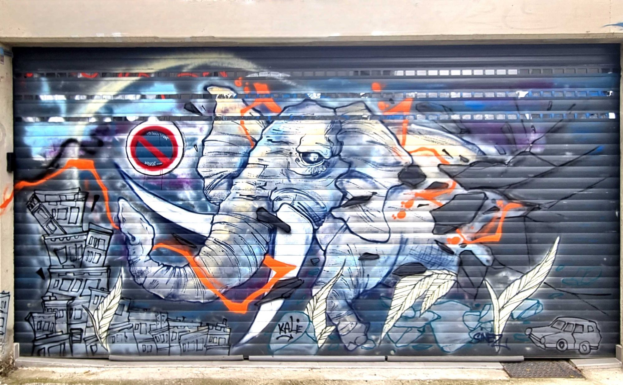 Elephant in Motion on Metal Shutter — Street art in Grenoble