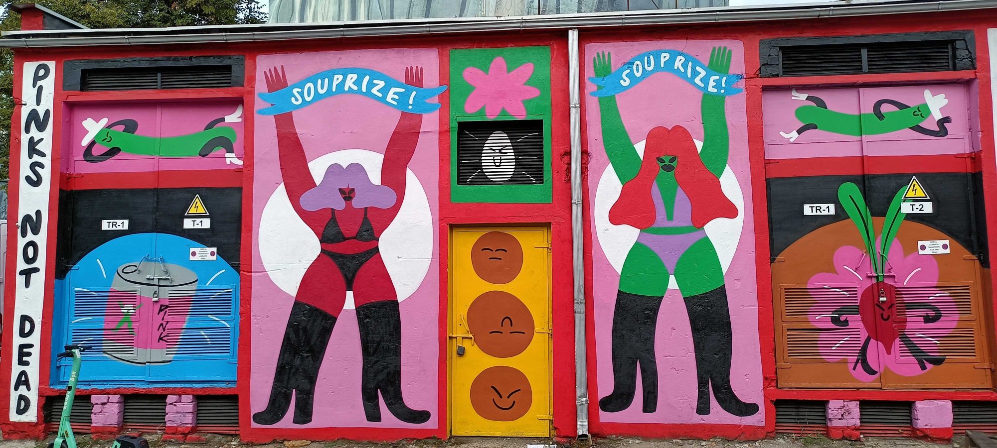 Joyful and colorful characters — Street art by Egle Zvirblyte in Vilnius