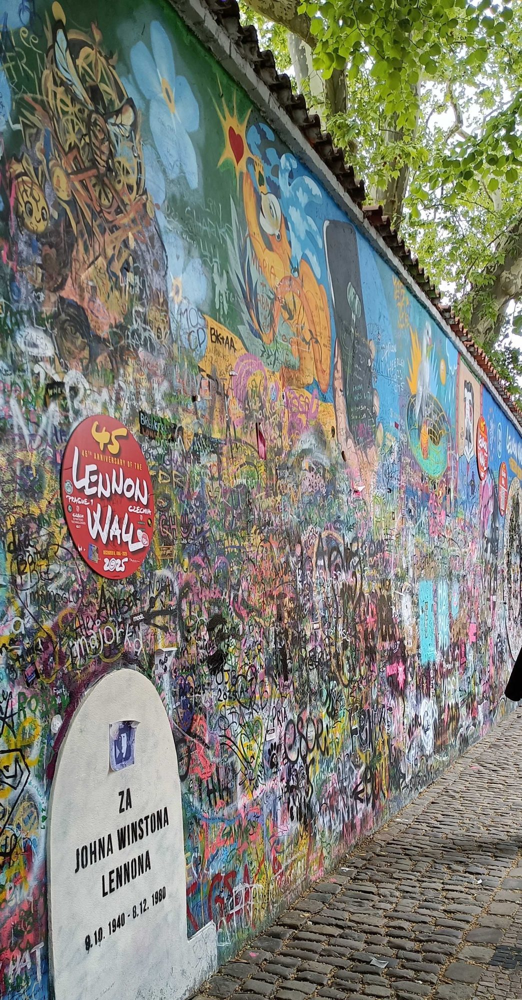 Lennon Wall Prague — Street art in Prague