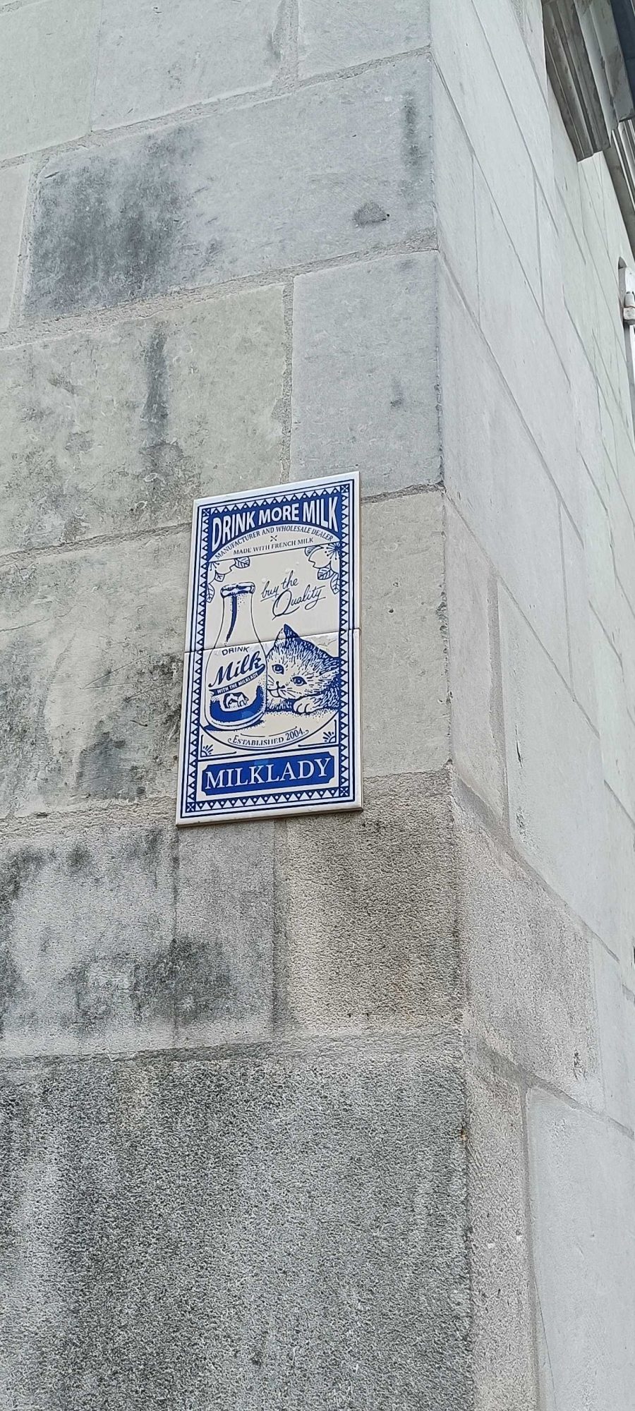 Textured Mosaic with Artistic Signature — Street art by Milklady in Nantes