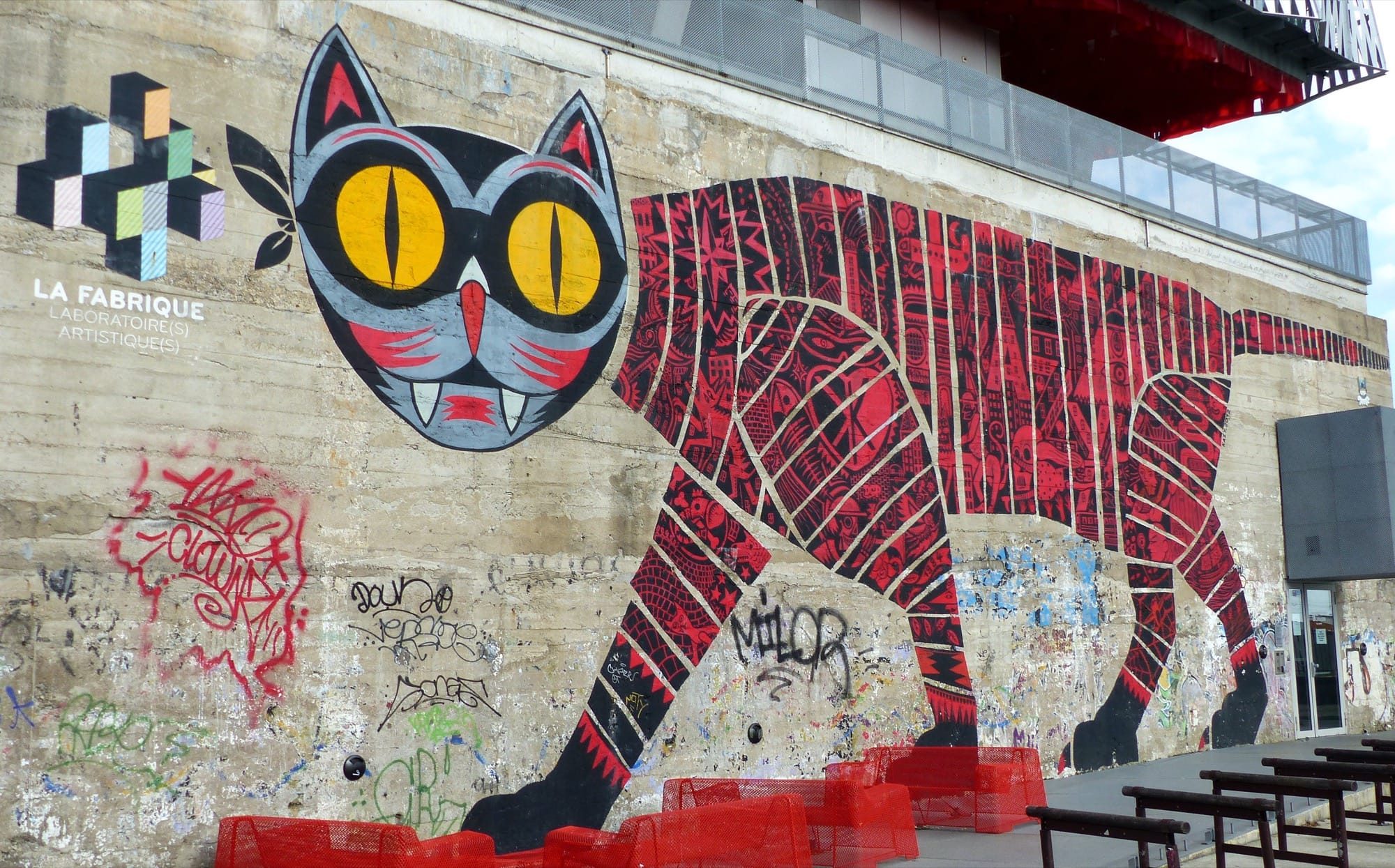 Masked Cat — Street art by KAZY.K in Nantes