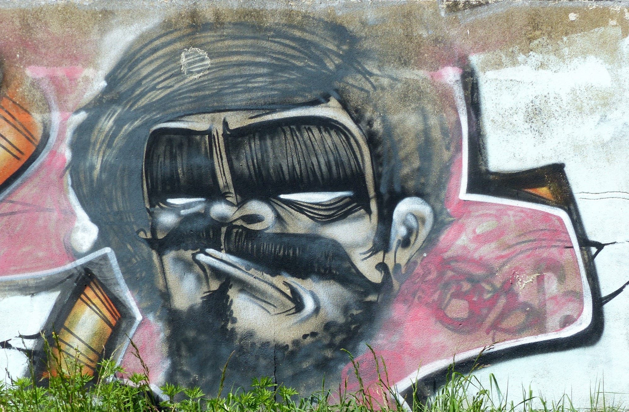 L'homme à la cigarette — Street art à Nantes