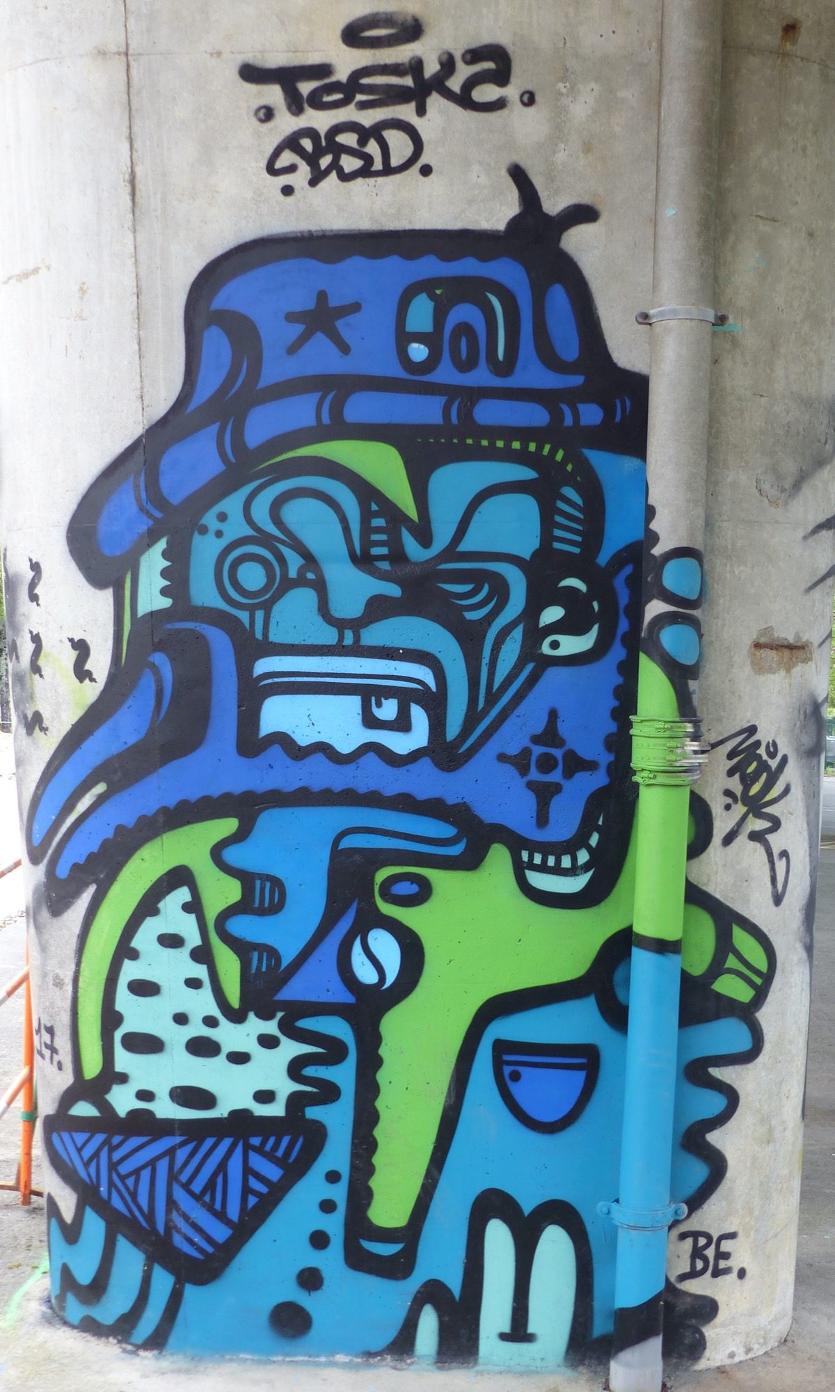 Totem aztèque — Street art à Nantes
