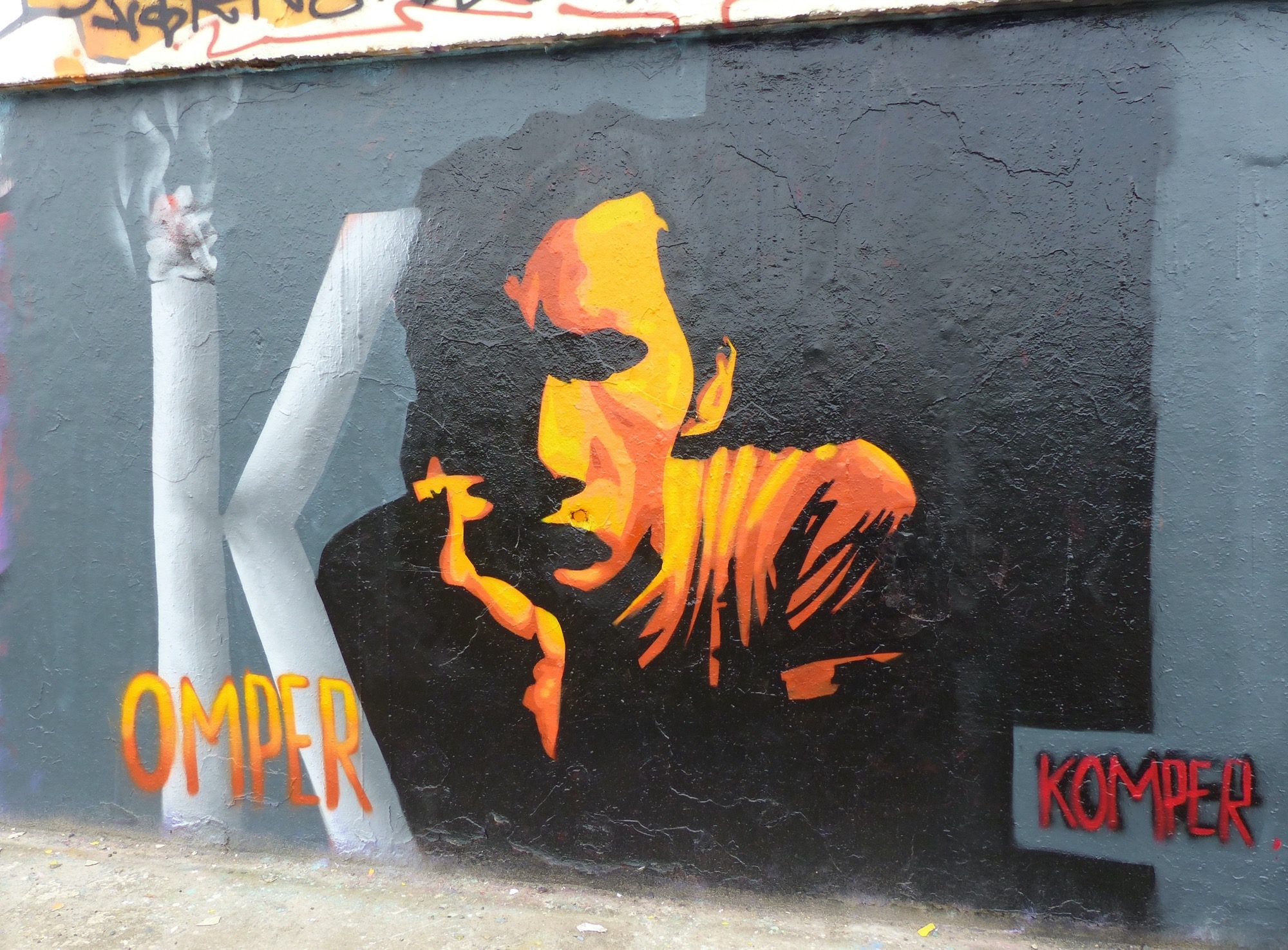 The Smoker — Street art by Komper in Nantes