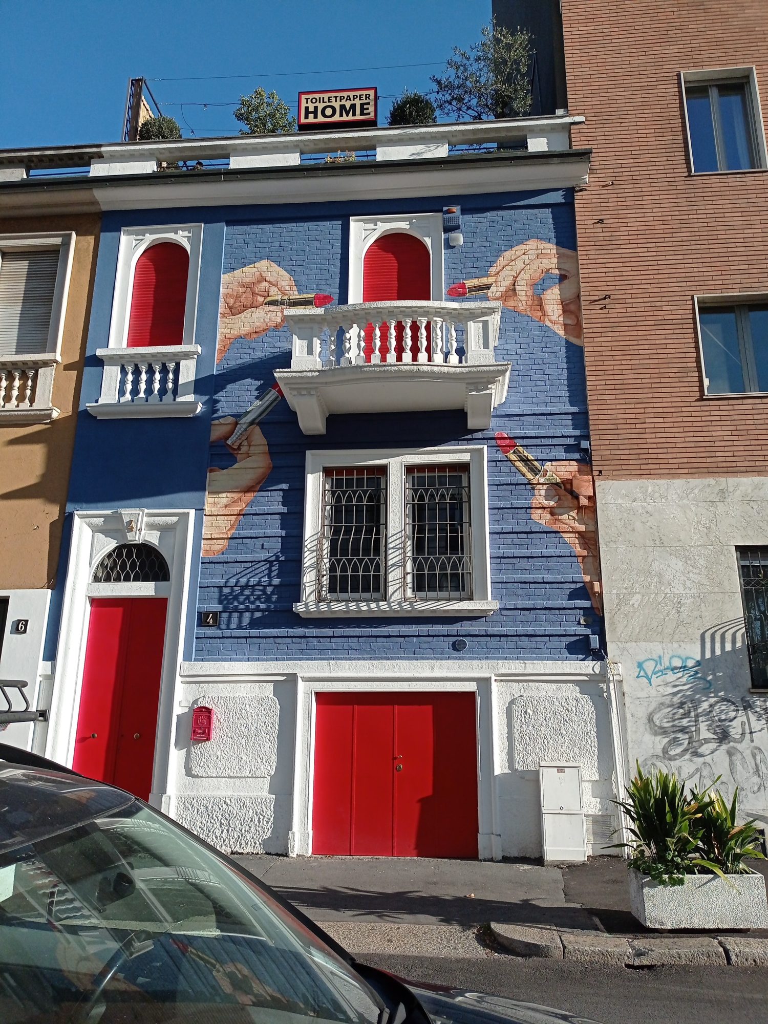 Toiletpaper Home, Milan — Street art à Milano