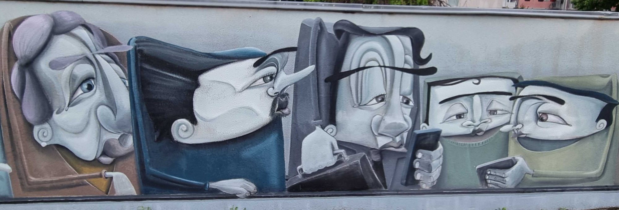 Cinq Têtes Narratives — Street art à Le Pont-de-Claix