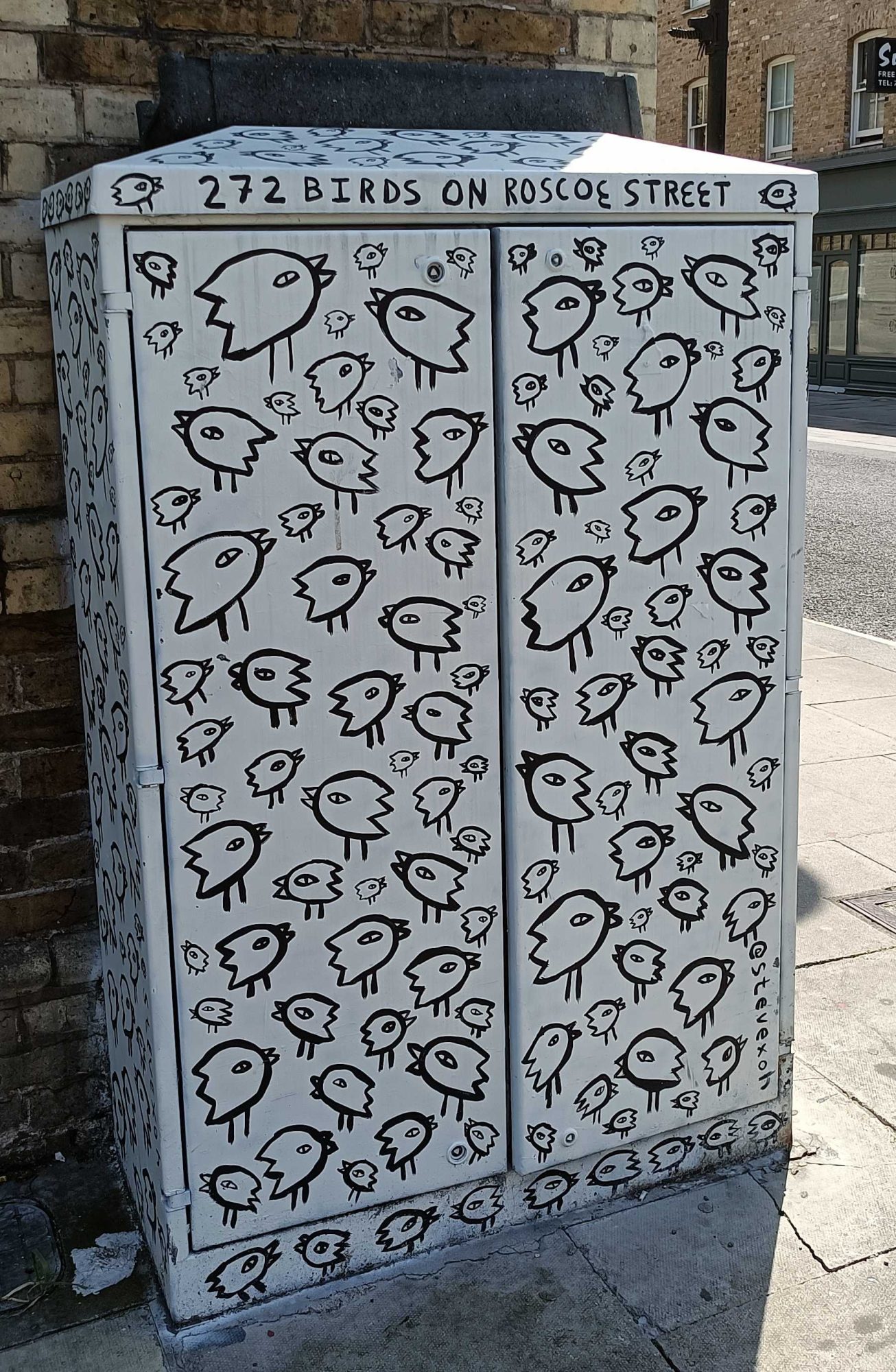 272 Naive Birds — Street art in London