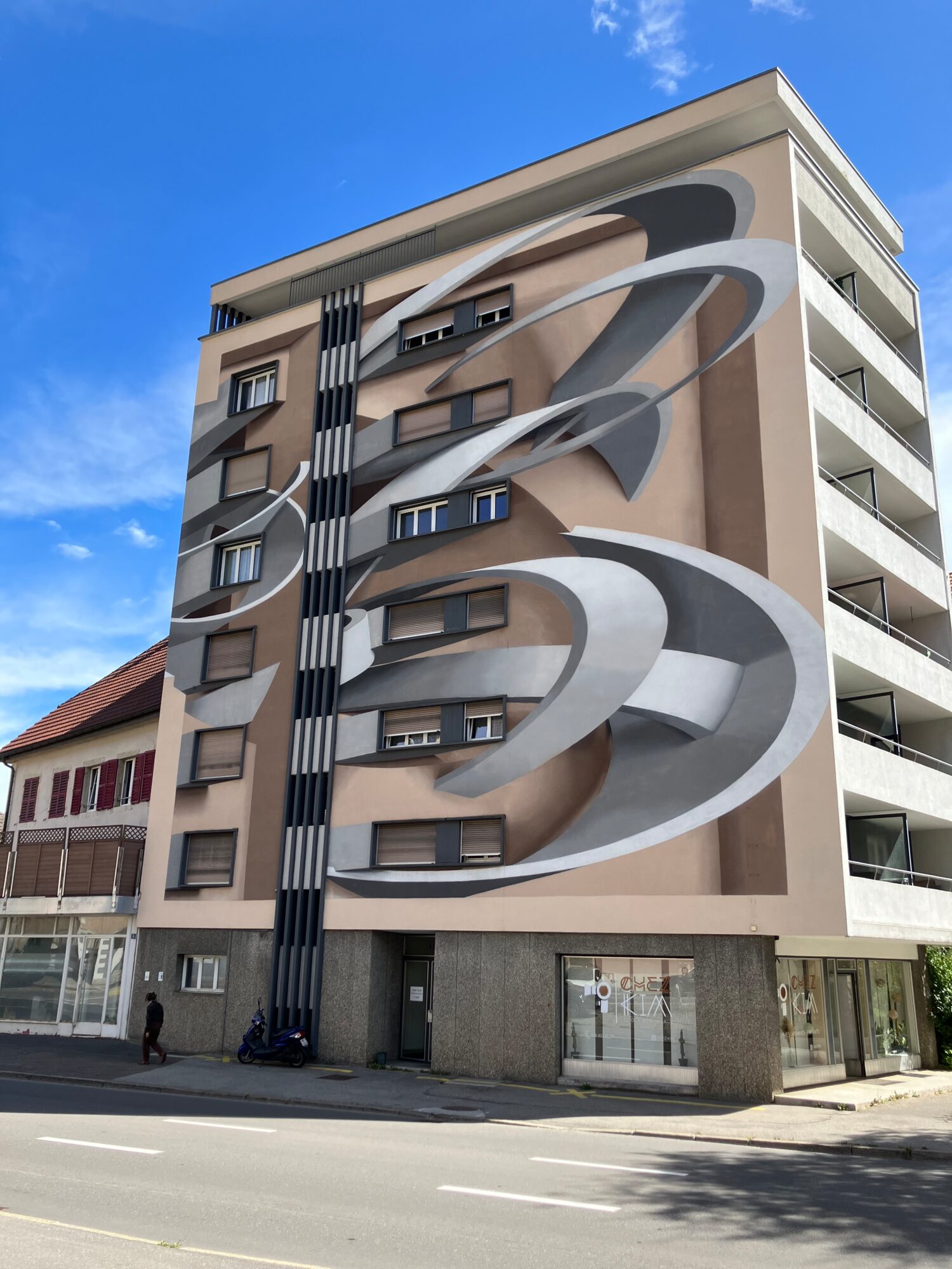 Anamorphosis, Peeta's Volumes — Street art by Peeta in Le Locle