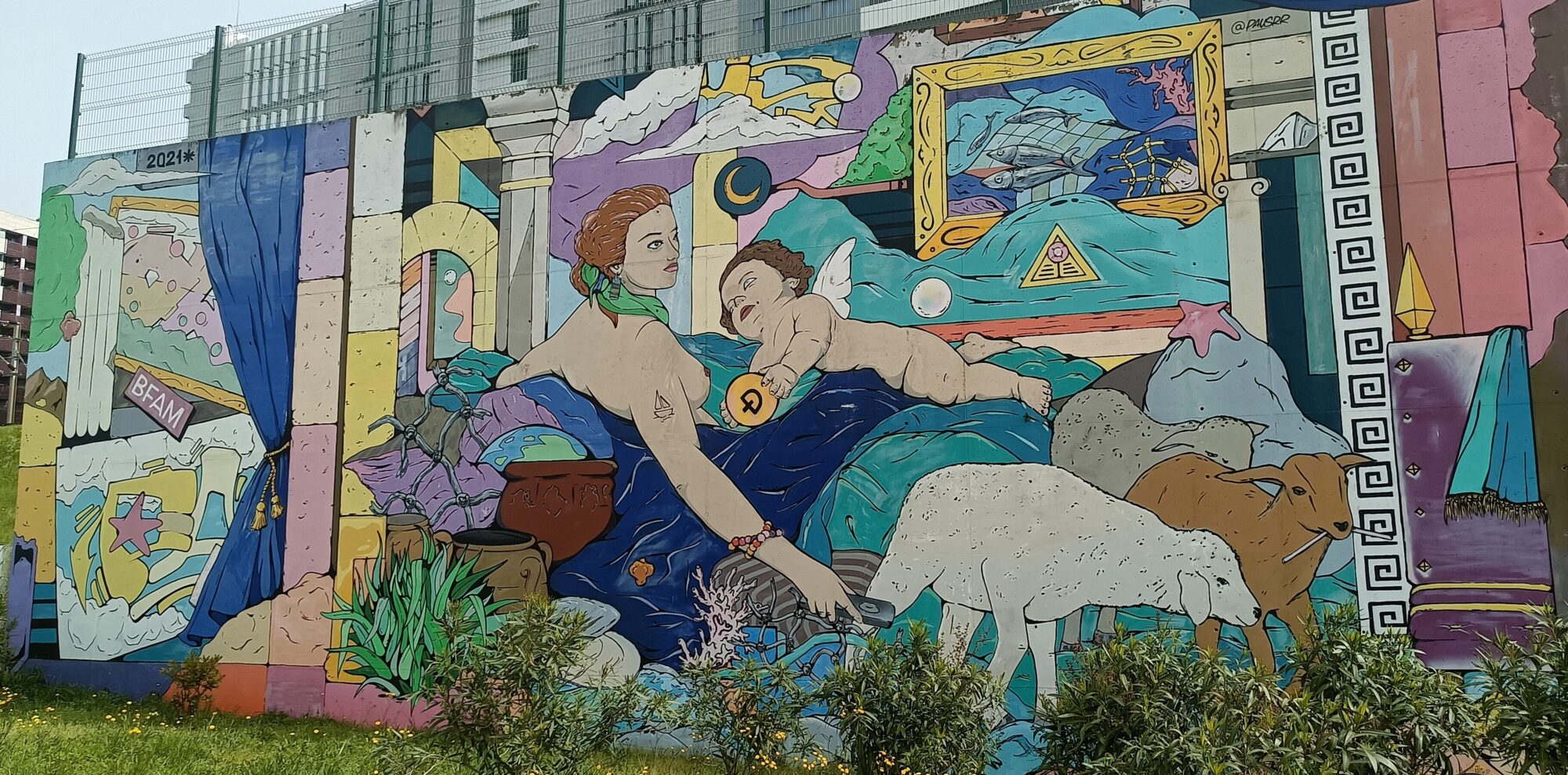 Small World — Street art by Pauser in Lisboa