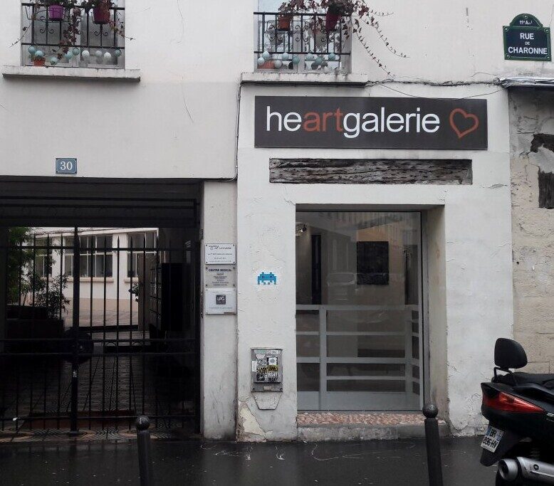 PA_10, Space Invader de la rue de Charonne — Street art de Invader à Paris