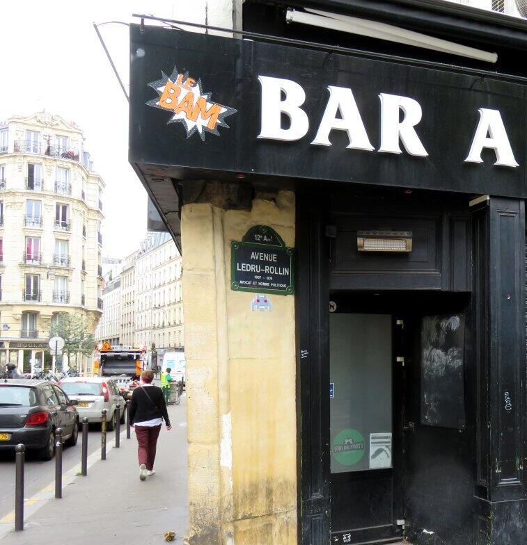 PA_16, Space Invader at the Bar à Mines — Street art by Invader in Paris