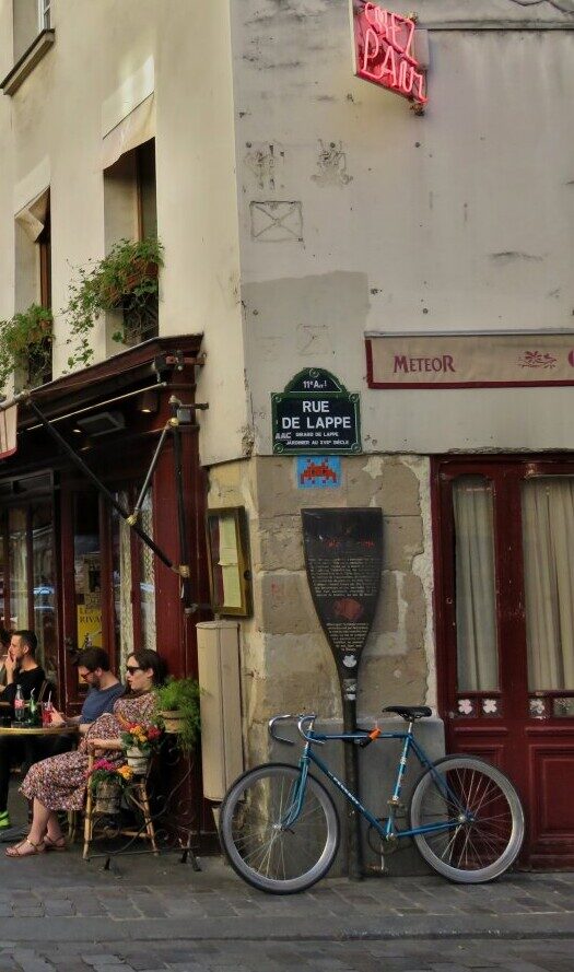 PA_51, Space Invader at 11 Rue de Charonne — Street art by Invader in Paris