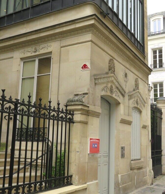PA_80, Space Invader de la rue Ballu — Street art de Invader à Paris