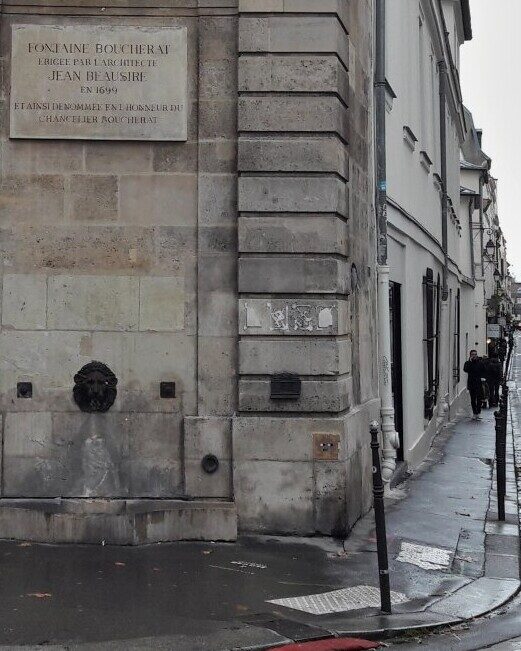 PA_83, Space Invader du 135 rue de Turenne — Street art de Invader à Paris