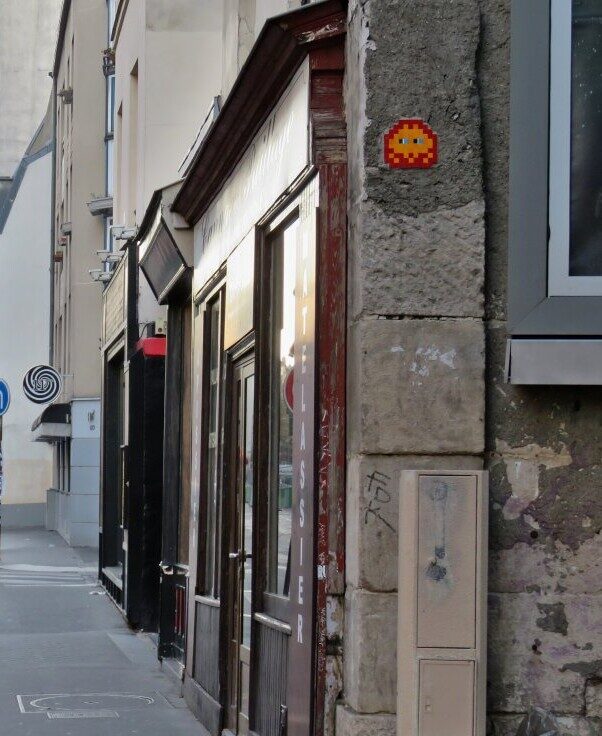 PA_85, Space Invader at 58 Rue de Charonne — Street art by Invader in Paris