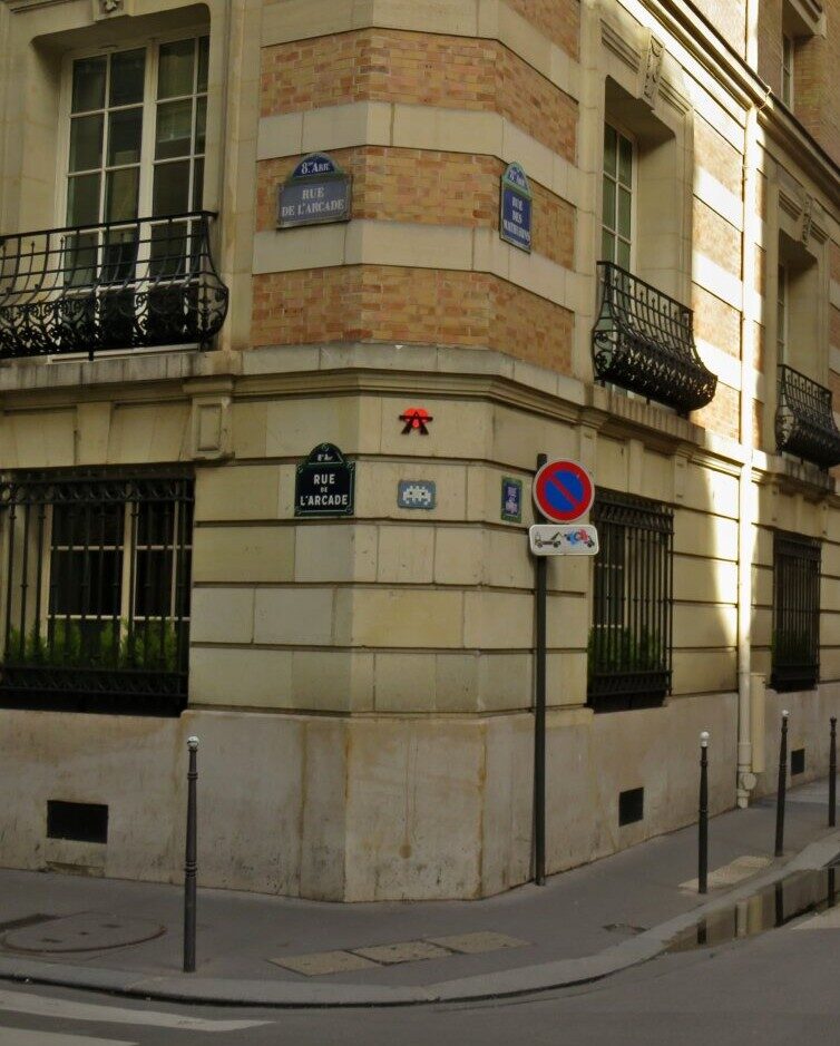 PA_124, Space Invader de la rue des Mathurins — Street art de Invader, A2 à Paris