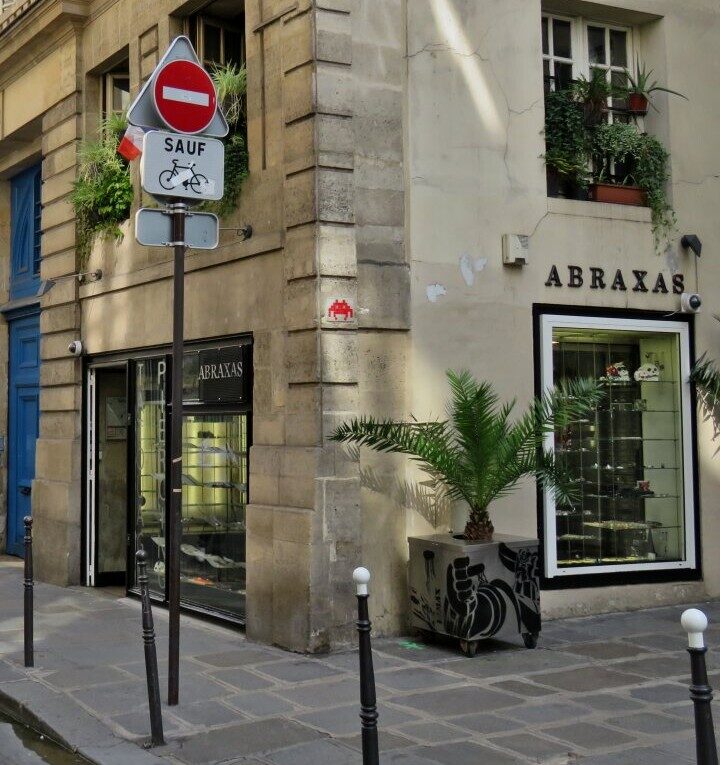 PA_145, Space Invader at 9 Rue Saint-Merri — Street art by Invader in Paris