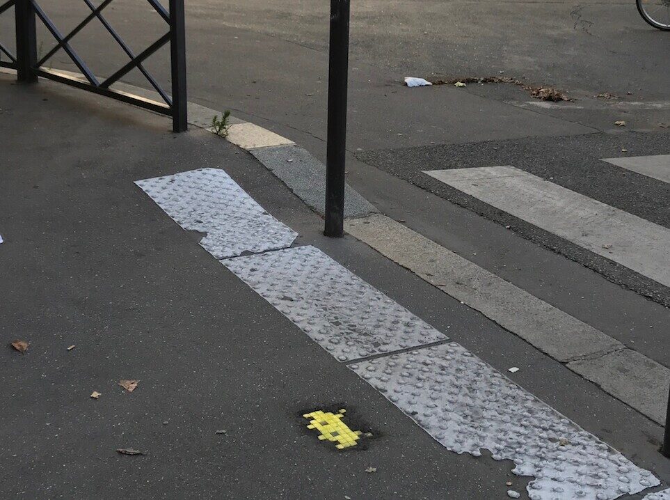PA_173, Space Invader de la rue Traversière — Street art de Invader à Paris