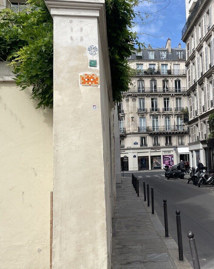 PA_182, Space Invader at 18 Rue Madame — Street art by Invader in Paris