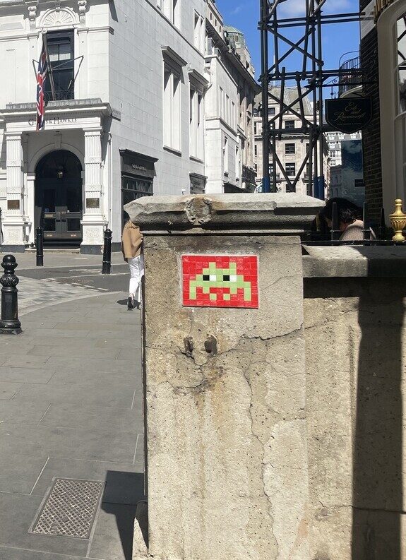 LDN_13, Space Invader on Burlington Gardens — Street art by Invader in London