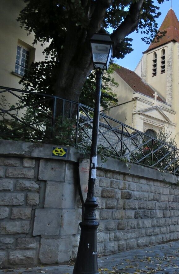 PA_190, Space Invader on 119 Rue de Bagnolet — Street art by Invader in Paris