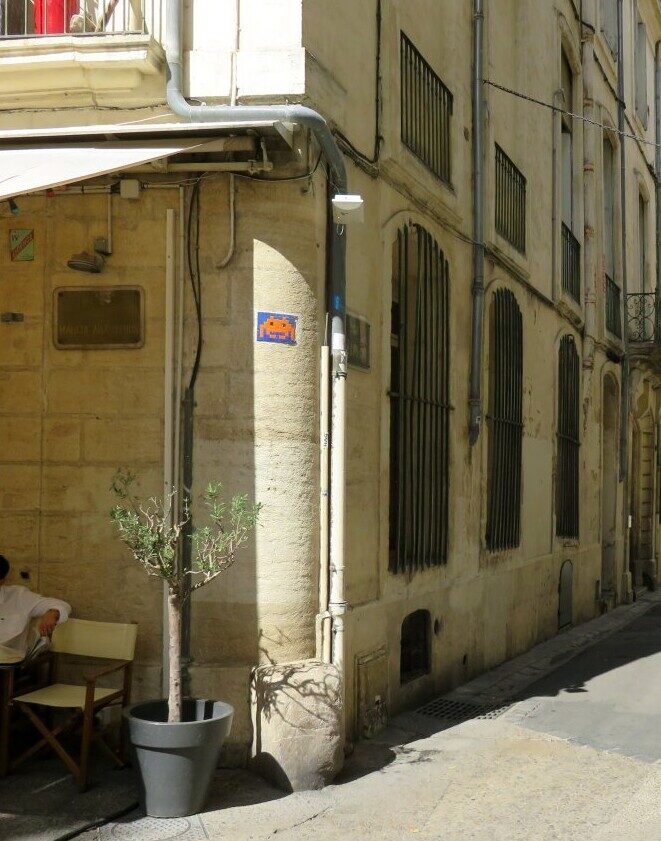 MPL_09, Space Invader de la rue Delpech — Street art de Invader à Montpellier