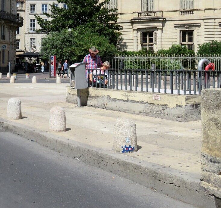 MPL_31, Space Invader on 7 Place des Martyrs-de-la-Résistance — Street art by Invader in Montpellier