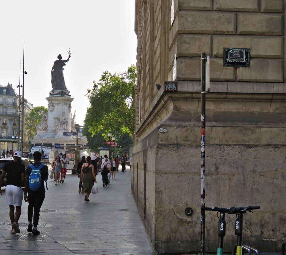 PA_270, Space Invader de la rue du Faubourg du Temple — Street art de Invader à Paris
