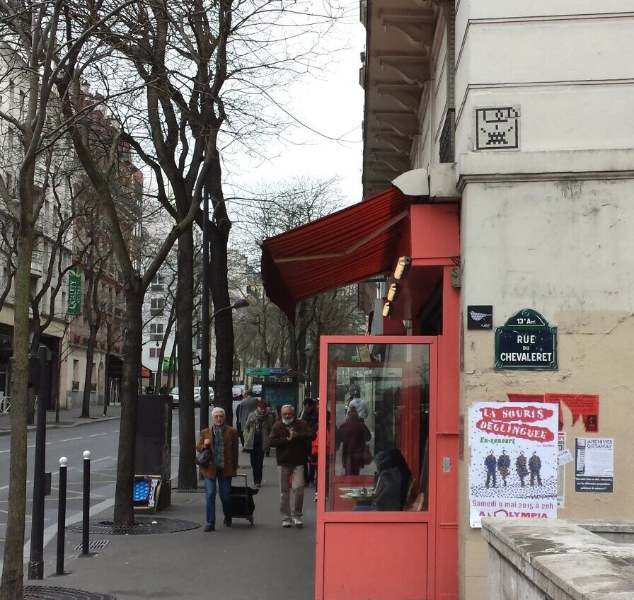 PA_427, Space Invader on Rue du Chevaleret — Street art by Invader in Paris