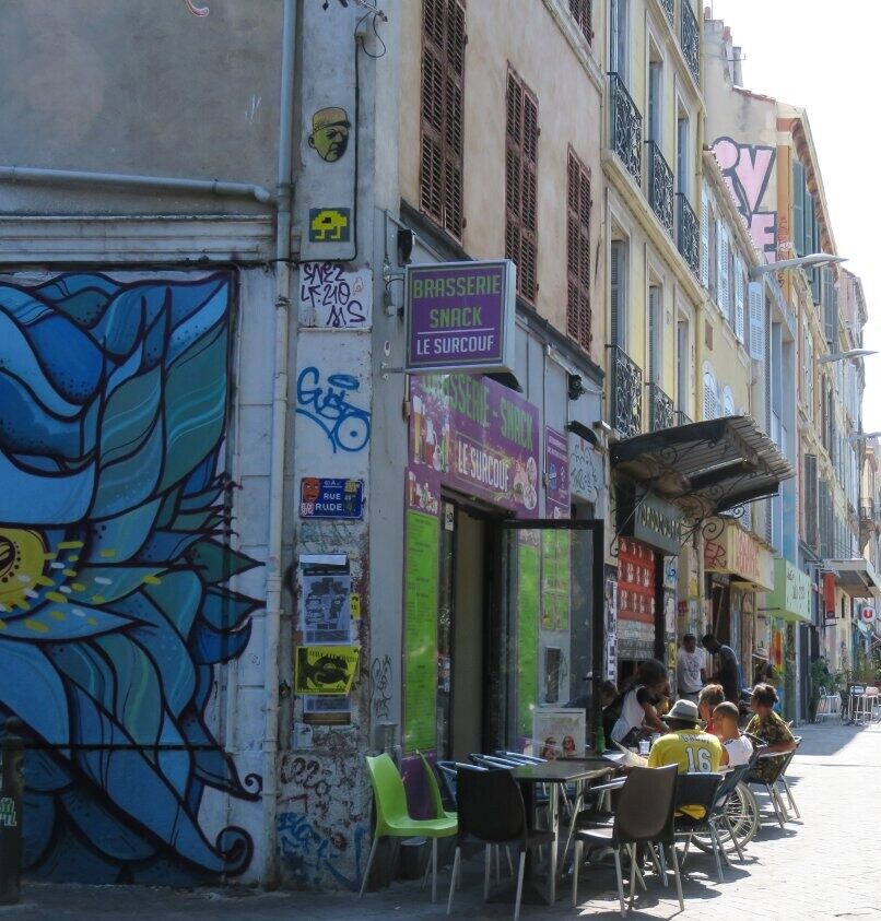 MARS_05, Space Invader du cours Julien — Street art de Invader à Marseille