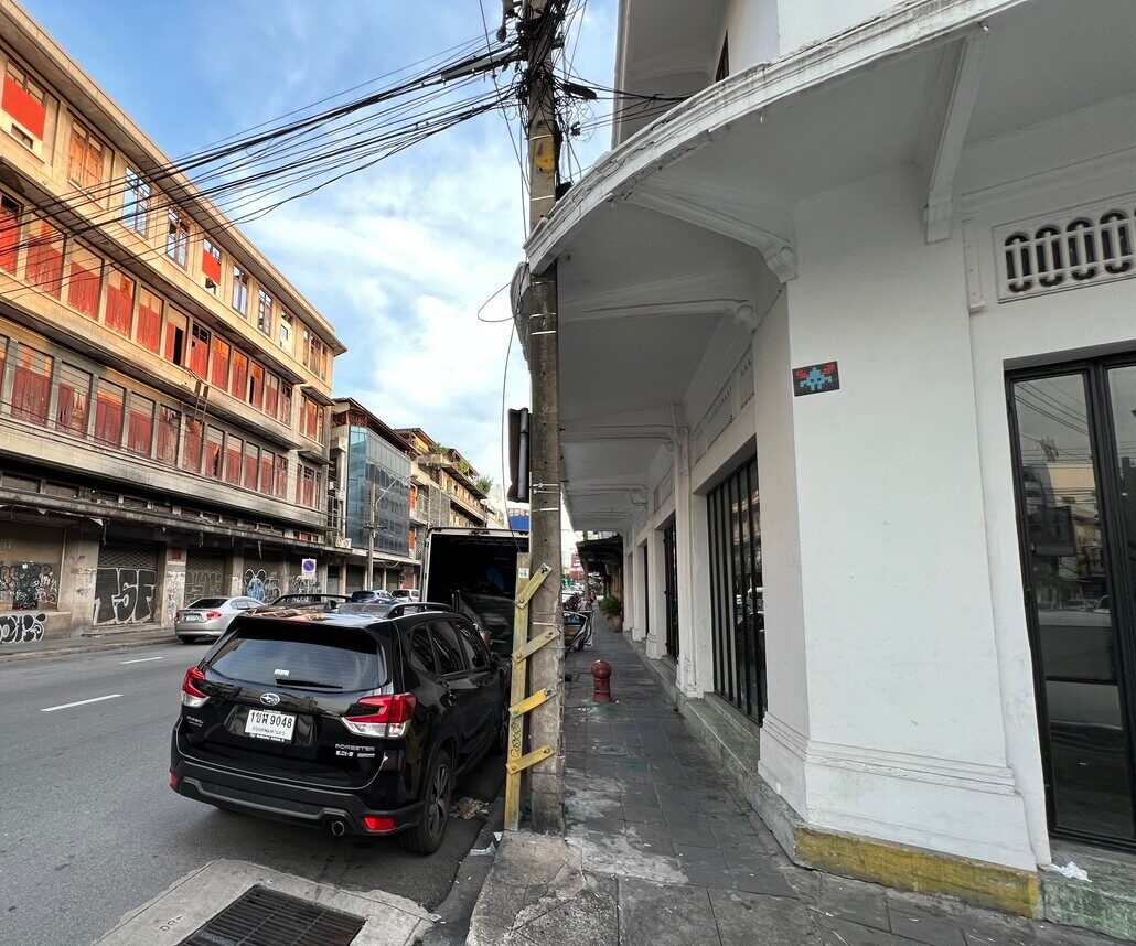 BGK_45, Space Invader on Soi Nana — Street art by Invader in Bangkok