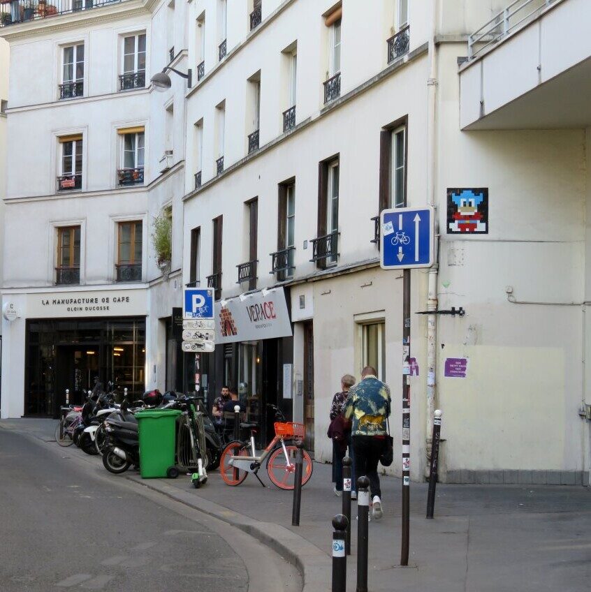 PA_698, Space Invader de la rue St-Sabin — Street art de Invader à Paris