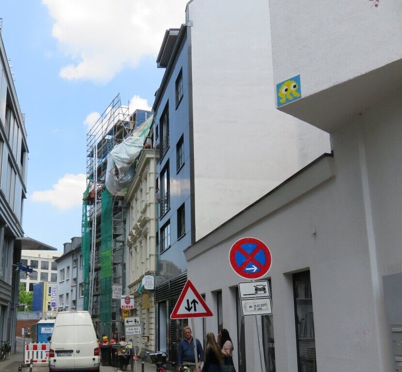 KLN_23, Space Invader d'Alte Wallgasse — Street art de Invader à Köln